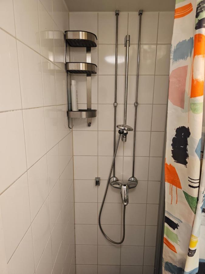 Comfortable 1 Bedroom Apartment In Helsinki Esterno foto